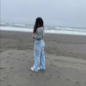 Meet your Posher, Tehya